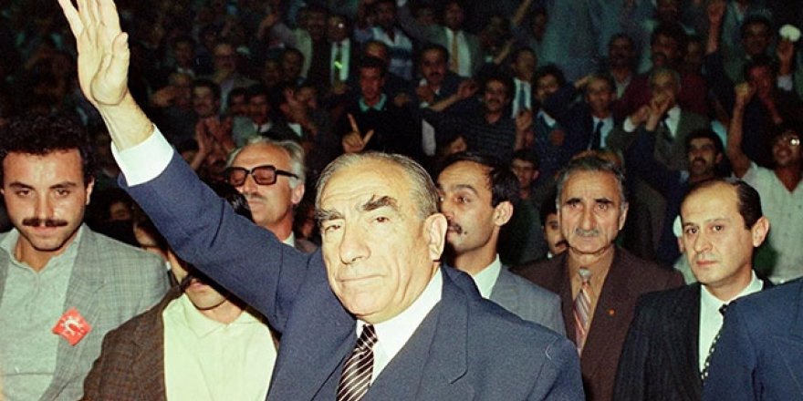 Çınar Ayakta Ölür