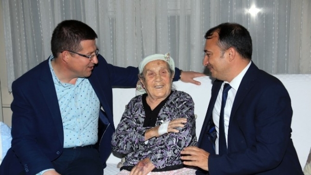 Başkan Subaşıoğlu'ndan Hastane Ziyareti