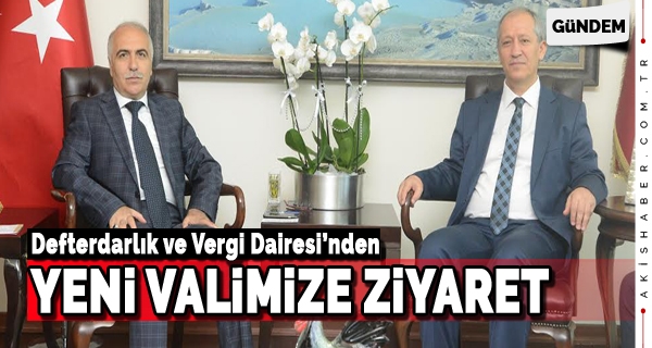 Vali Karahan'a Makamında Ziyaret
