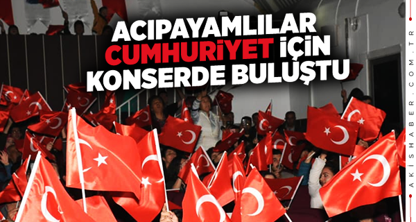 Acıpayam Belediyesi'nden Coşkulu Bayram Konseri
