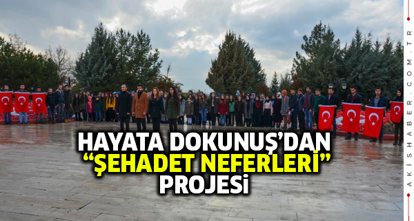Her Ay 100 Farklı Genç ile Şehitliği Ziyaret Ediyorlar