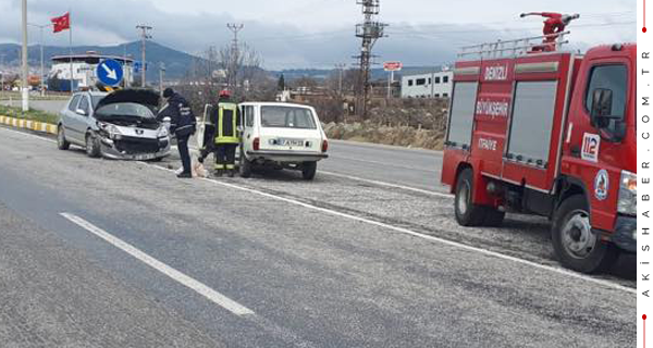 Buldan'da Araçlar Birbirine Girdi