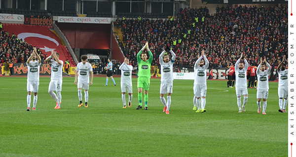 Denizlispor'dan Eskişehirspor yönetimine sert eleştiri