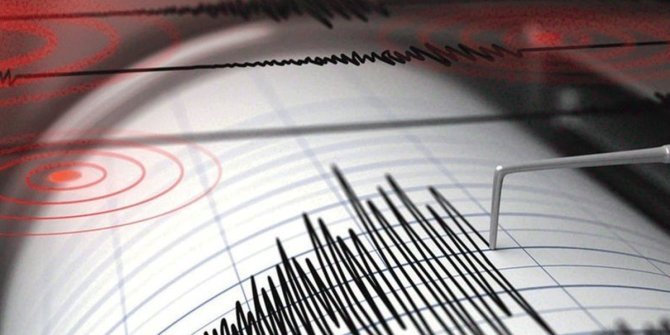 Çeşme'de art arda iki deprem