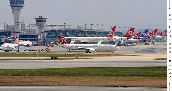 İstanbul Havalimanı'na taşınma ertelendi