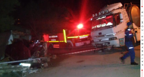 Denizli’de Tanker Otomobile Çarptı: 3 Yaralı