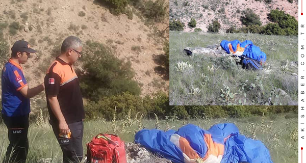 Pamukkale'de Yamaç Paraşütü Kazası: 1 Ölü