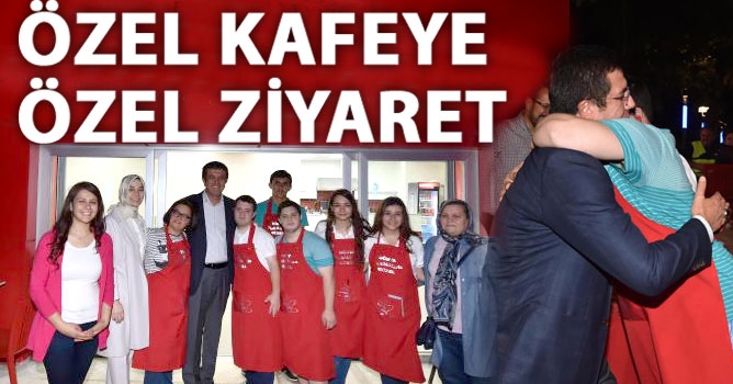 Bakan Zeybekci, Down Kafe'yi Ziyaret Etti