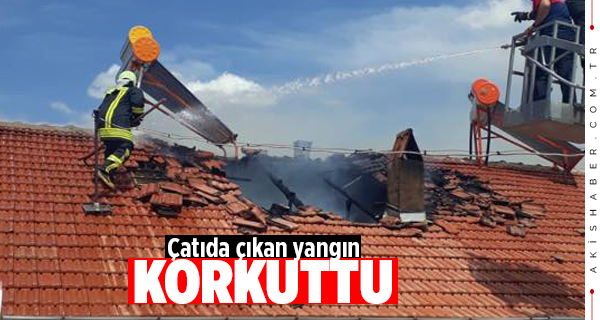 Denizli'de Çatıda Çıkan Yangın Korkuttu