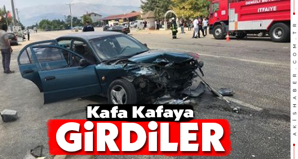 Denizli'de 4 Yolda Feci Kaza: 2 Yaralı