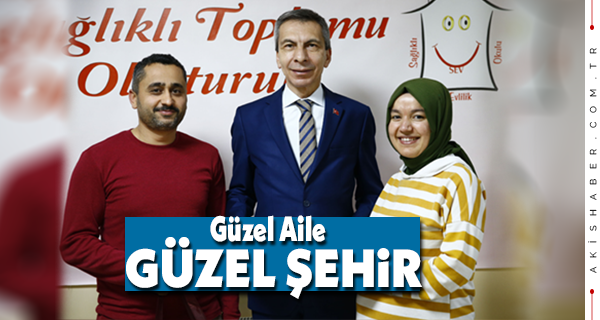 17. Dönem'in Bilinçli Aileleri Sertifikalarını Aldılar