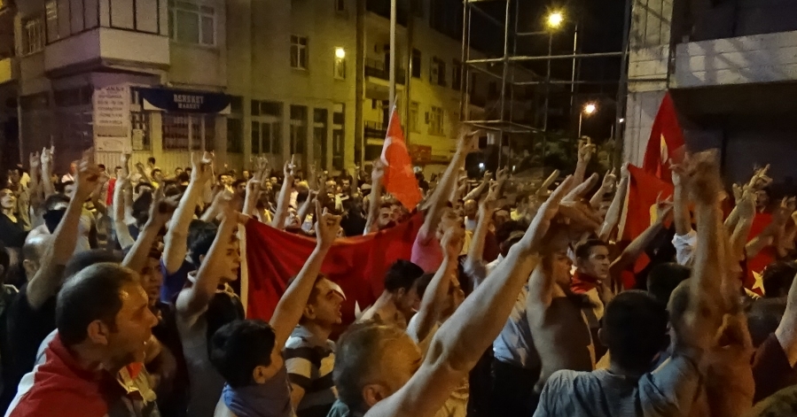 Teröre Protestoda Denizli'de Gergin Gece ( Video )