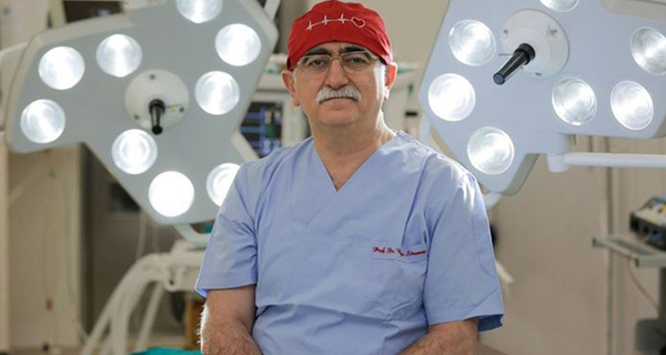 Prof. Dr. Bingür Sönmez'den aşı yaptırmayanlara 'vatan haini' benzetmesi