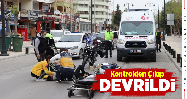 Denizli'de Devrilen Motosikletin Sürücüsü Yaralandı