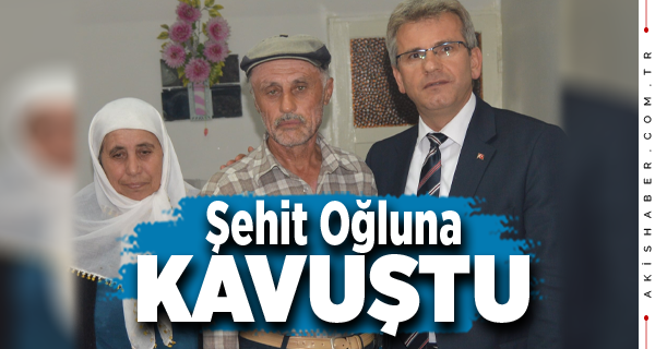 Denizli'de Şehit Erhan Öz'ün Annesi Kalbine Yenildi