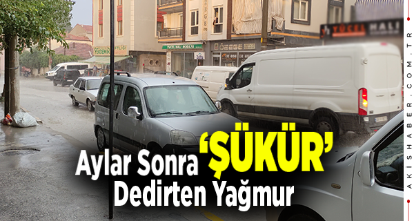 Denizli'de Sağanak Yağış Mesai Çıkışında Yakaladı