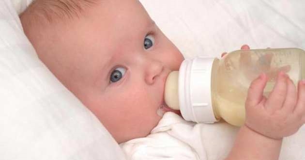 Bebeğinize İnek Sütü İçiriyorsanız Dikkat!