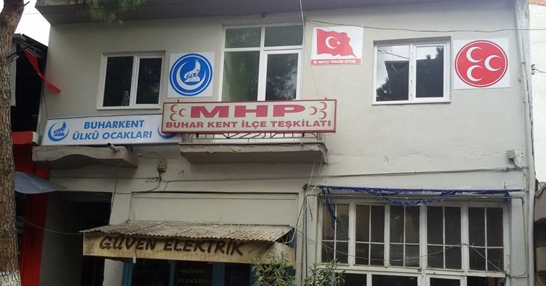 Kötü Komşu MHP'yi Daire Sahibi Yaptı!