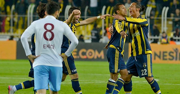 Fenerbahçe, Trabzonspor'u 2-0 Yendi