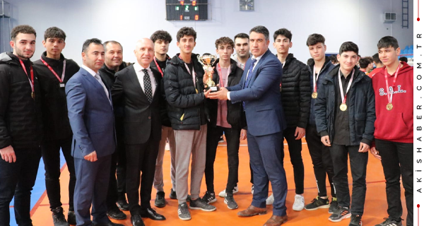 Sarayköy’de Futsalın Yıldızları Ödüllerini Aldı