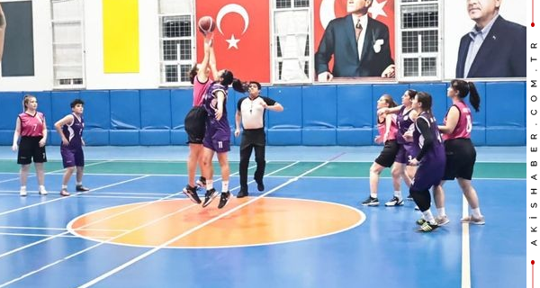 Denizli'de Şampiyonlar Ödüllerine Kavuşuyor