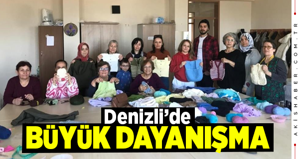 Buldan'da Depremzedeler için Kıyafet Örüyorlar