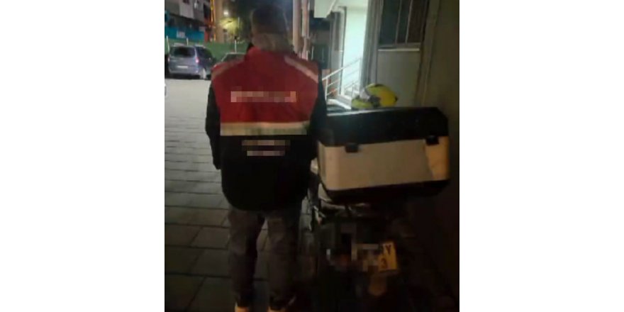 Motokurye kılığına giren torbacı yakalandı