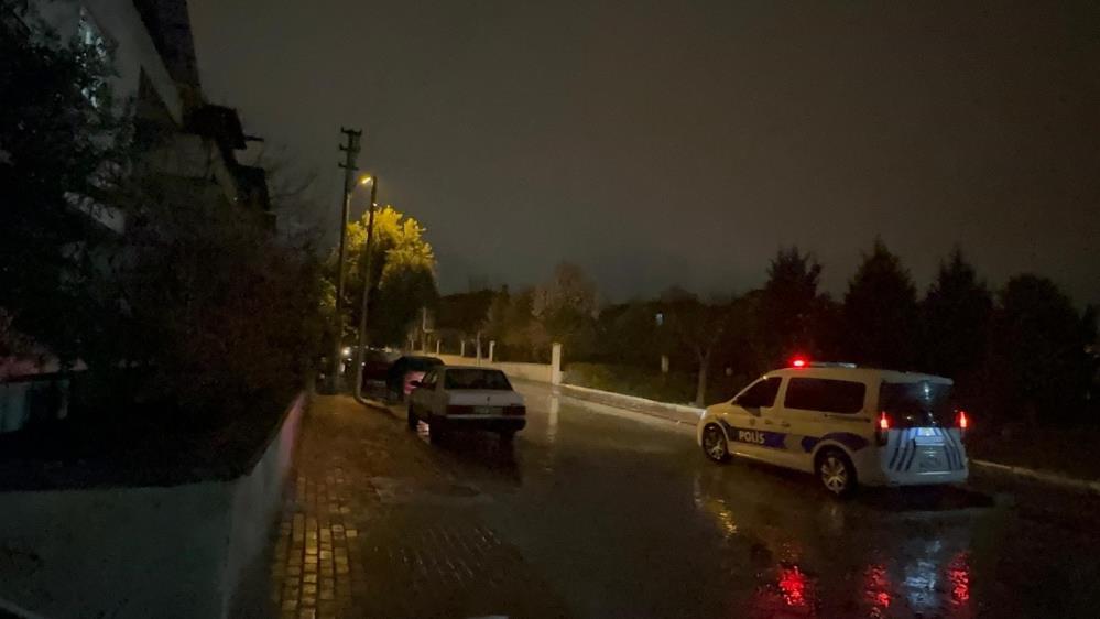 Komşuların gürültü kavgası kanlı bitti: 1 ölü, 1 yaralı