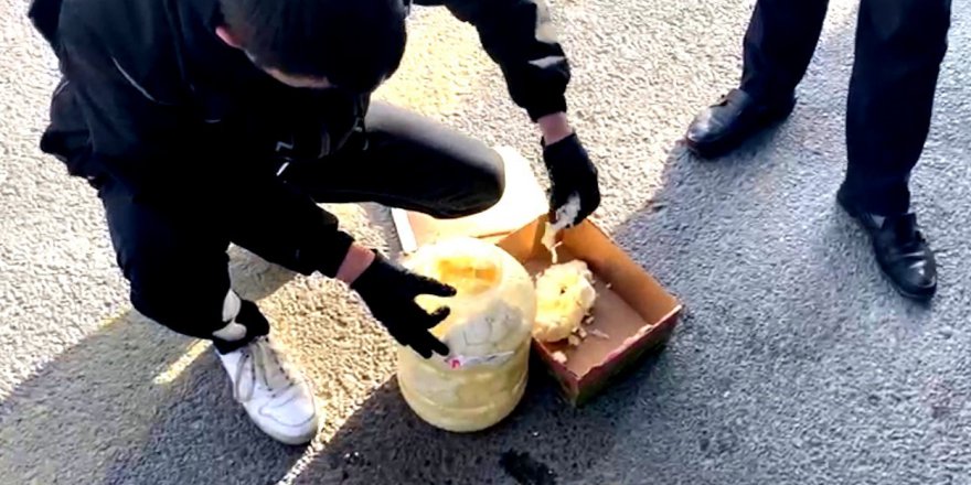 Uşak’ta 2 kilo 670 gram uyuşturucu madde ele geçirildi