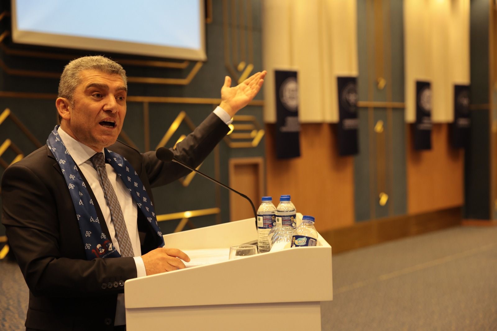 HÜRSEN Genel Başkanı Kuruoğlu: “İktidar ve Yetkili Sendikalar Yoksulluğun Mimarıdır”