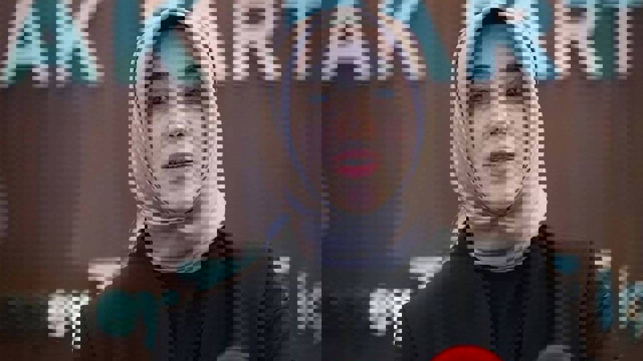 "Garip, gureba bize her zaman oy verir"