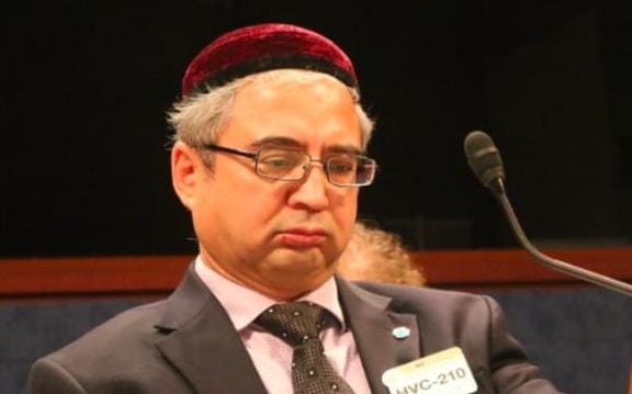 DR.HASAN : İŞGALCİ ÇİN UYGUR TÜRKÇESİNDEN SONRA UYGURCA ŞARKILARI DA YASAKLADI