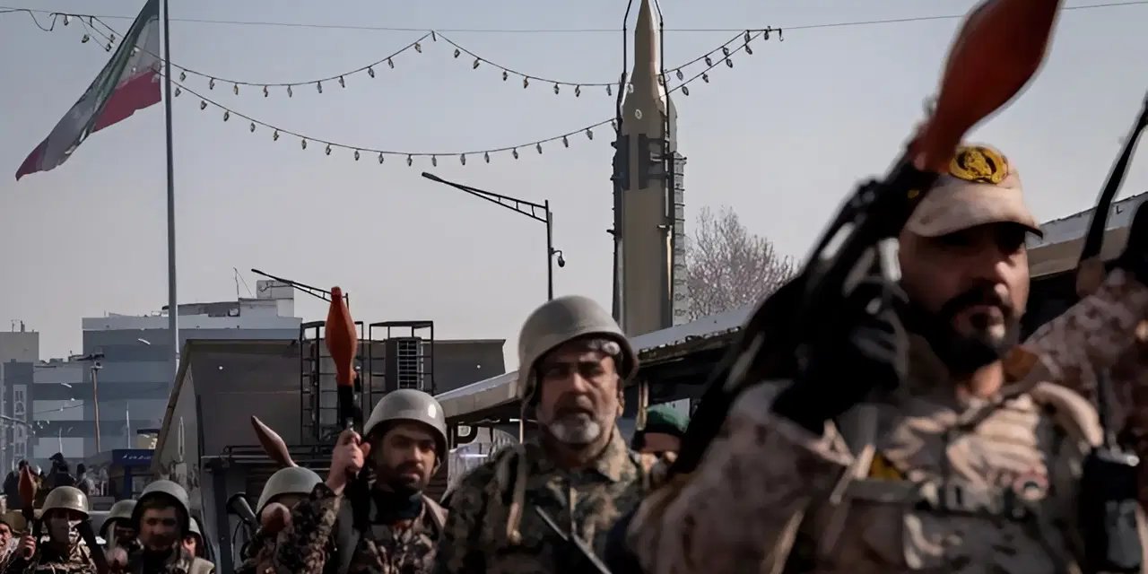 ABD donanması İran'a yaklaşıyor