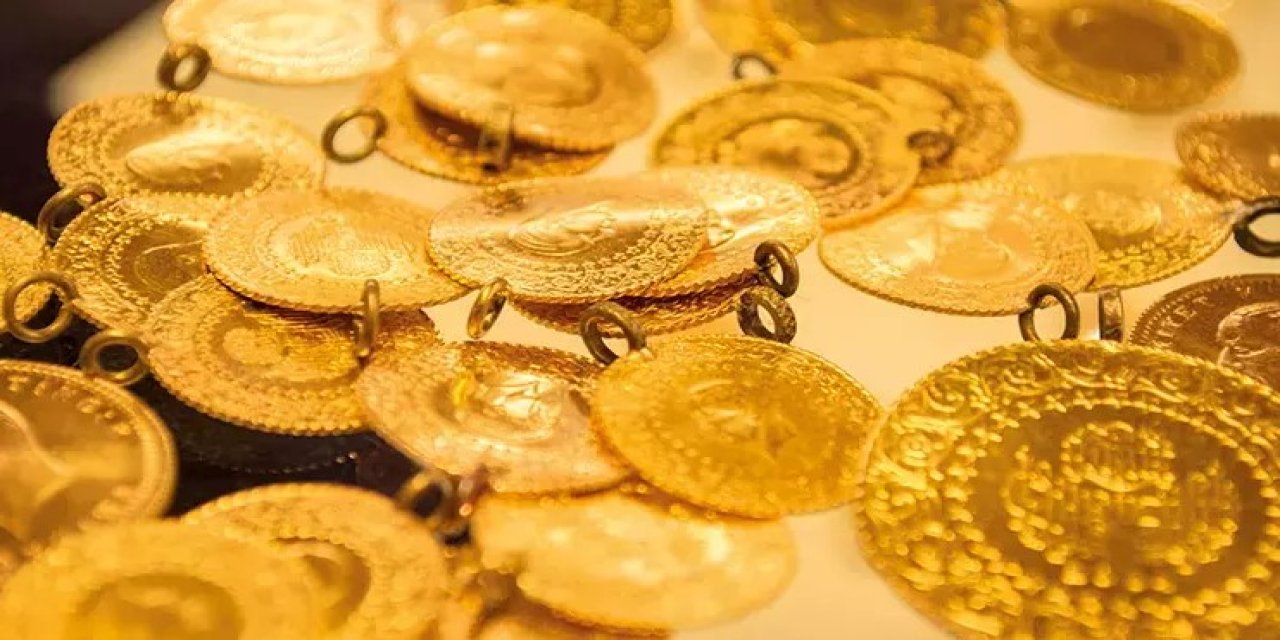 Altın zirveden sert düştü