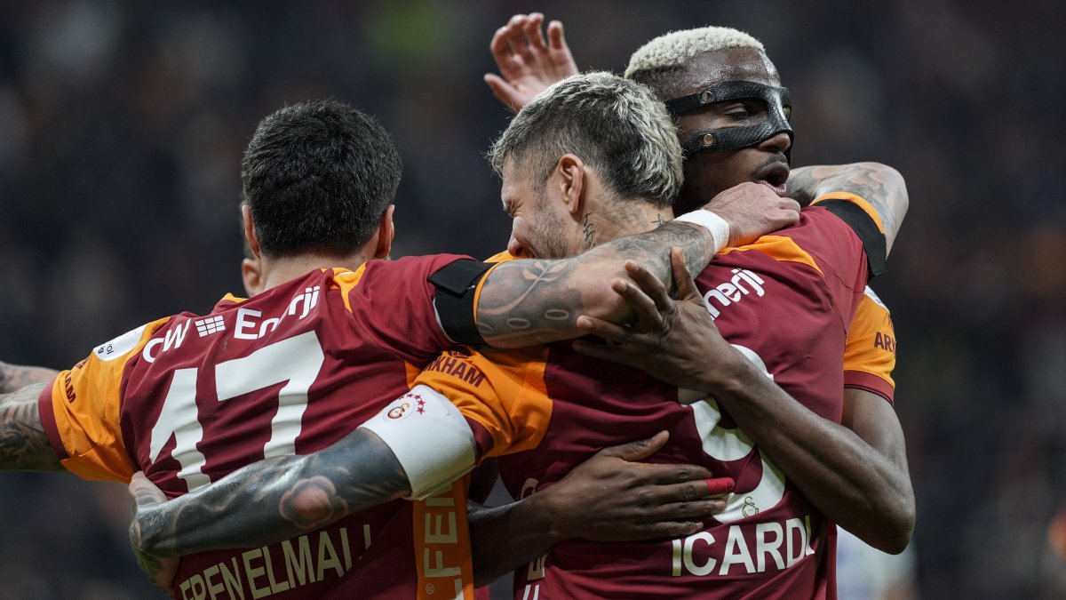 Galatasaray golcüleriyle kazandı