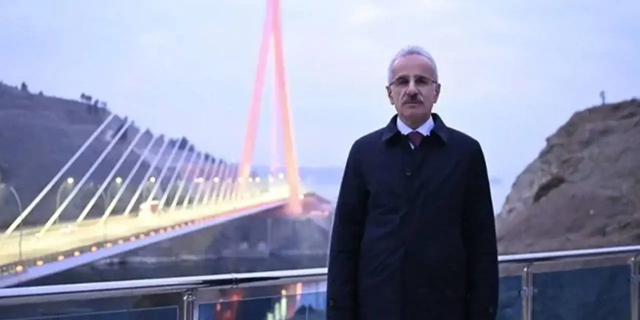 Köprülerin bakını zor diye satılıyor