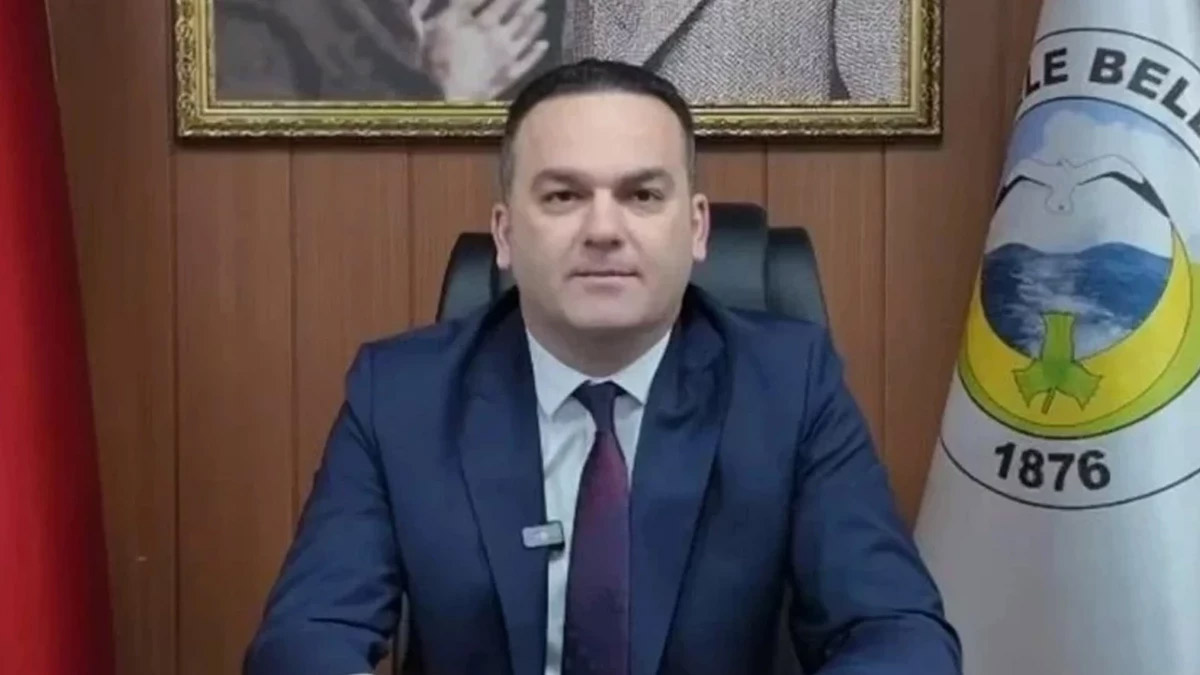 CHP, Hasbi Dede'yi ihraç etti