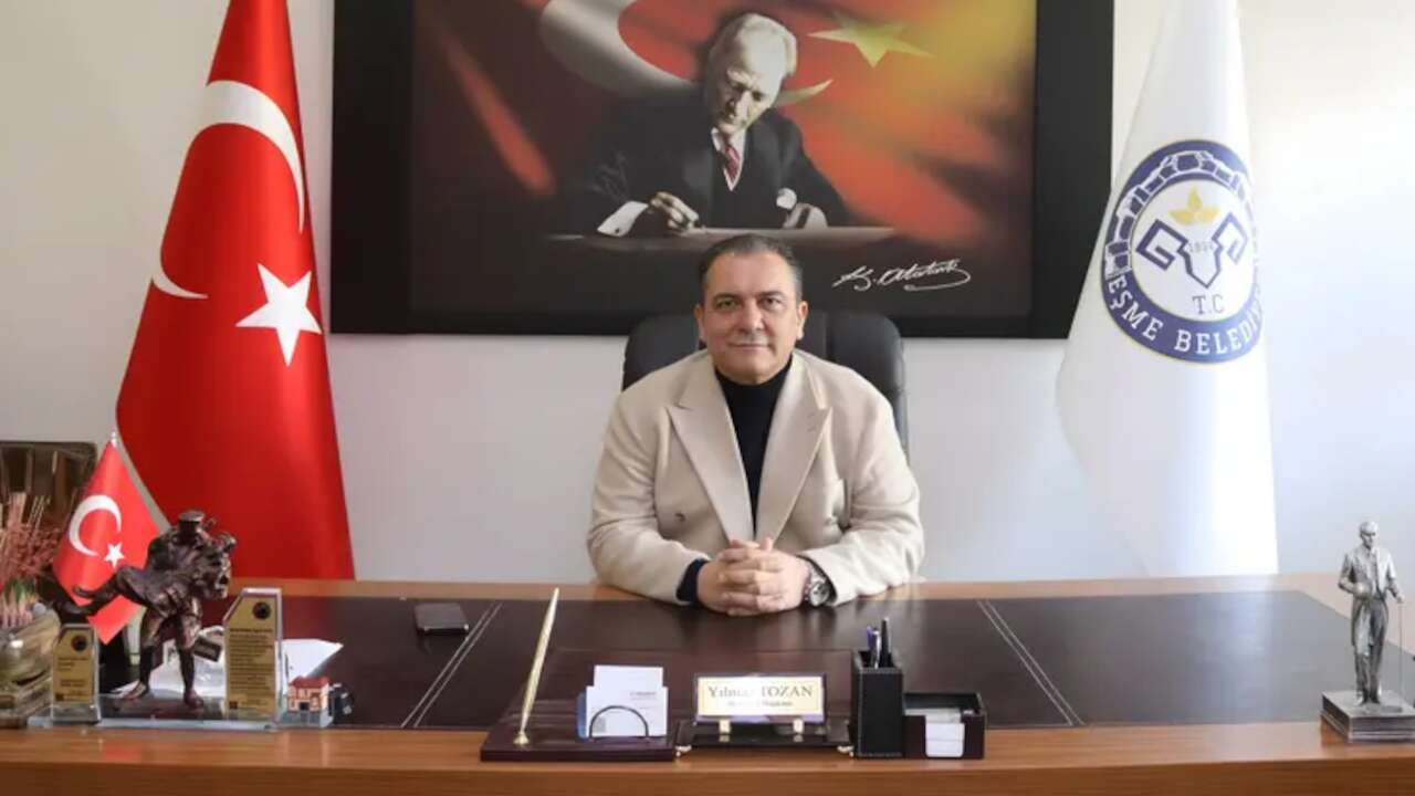 Eşme Belediye Başkanı Yılmaz Tozan görevden uzaklaştırıldı