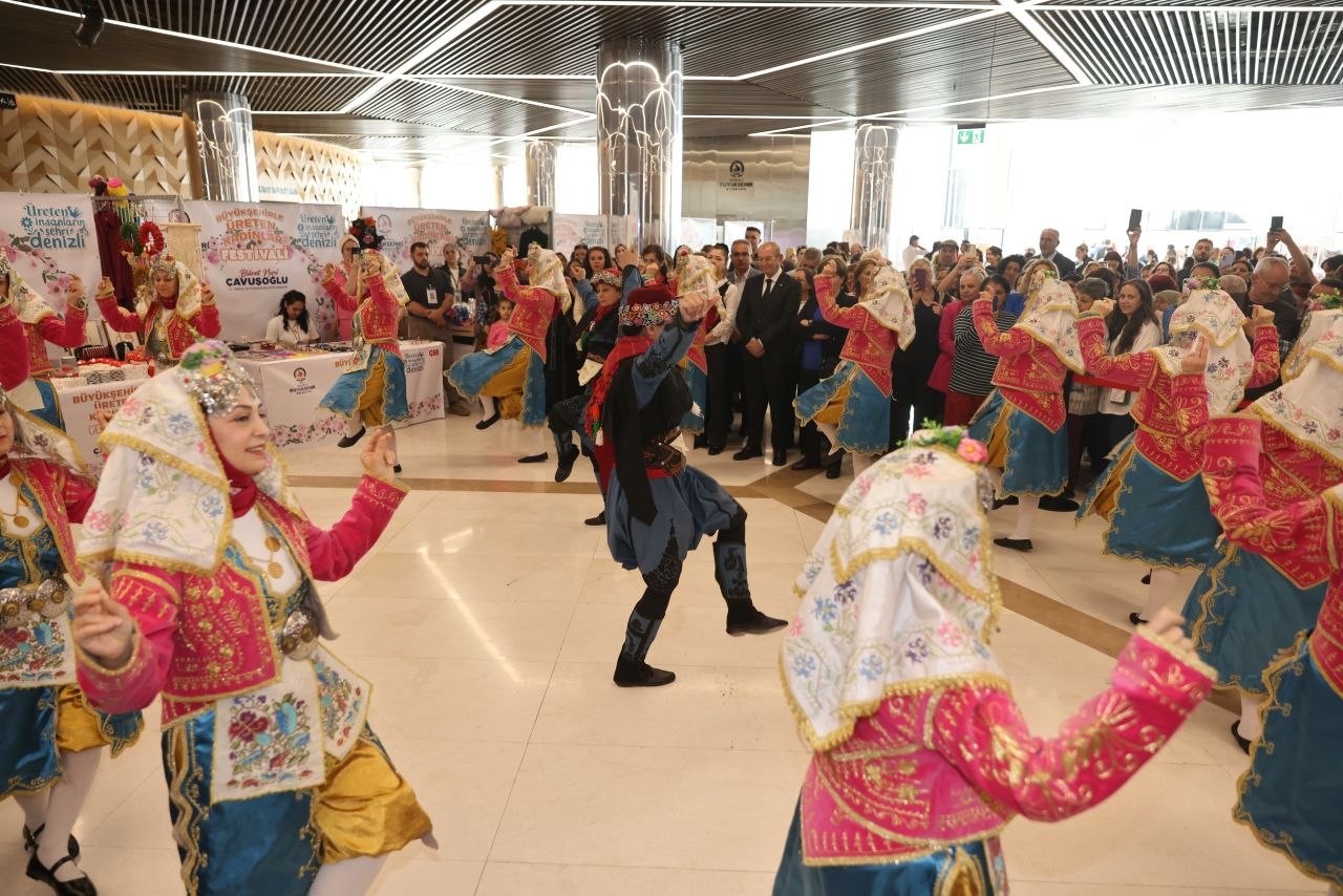 Büyükşehirle Üreten Kadınlar Festivali coşkuyla başladı