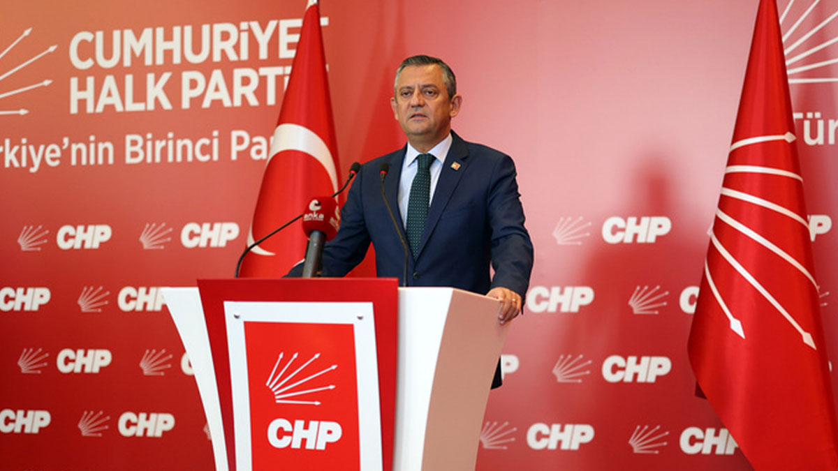 Türk demokrasisi adına kara bir gündeyiz