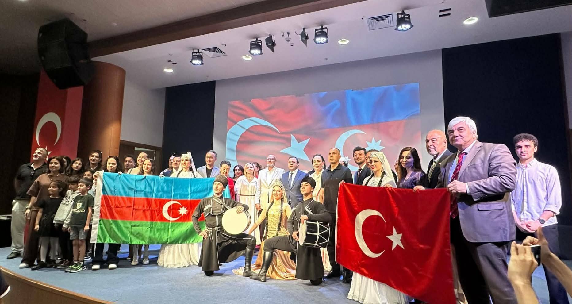 Antalya’da Azerbaycan Rüzgarı