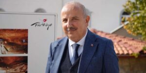 AKP'li başkana ‘rüşvet’ten hapis cezası