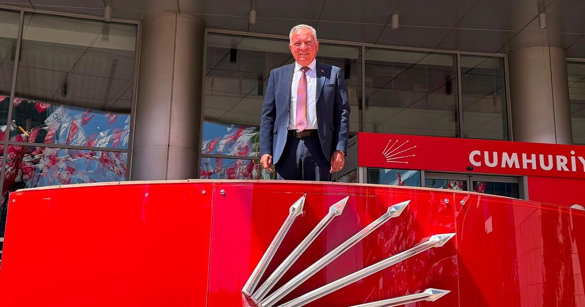 Yüksel Kepenek CHP'de Kaldı