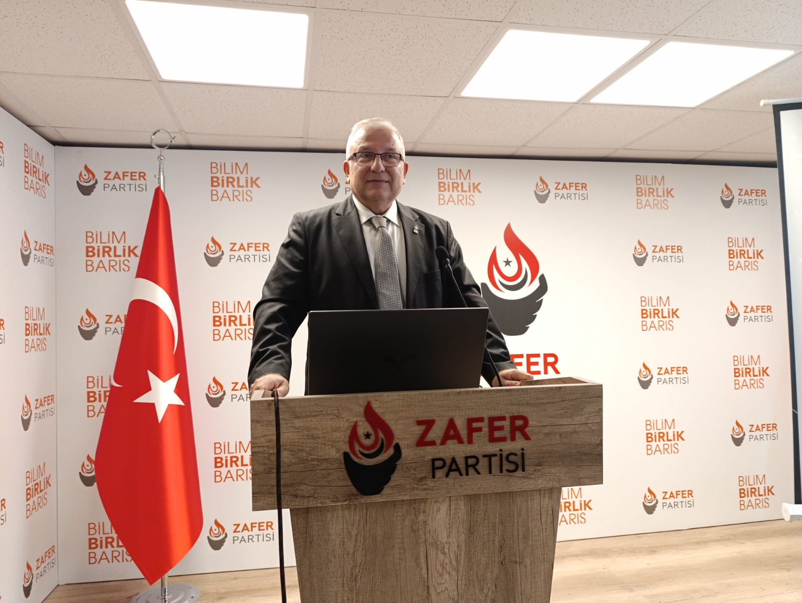 Türkiye’nin Temel Meselesi İnsan Kalitesidir