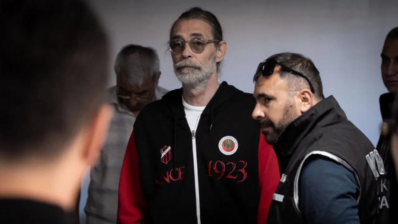Tutuklanan Erdal Beşikçioğlu’nun esrar testi pozitif çıktı