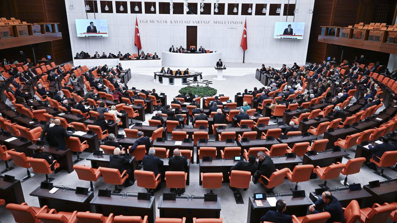 İYİ Parti ile AK Partili vekiller tartıştı