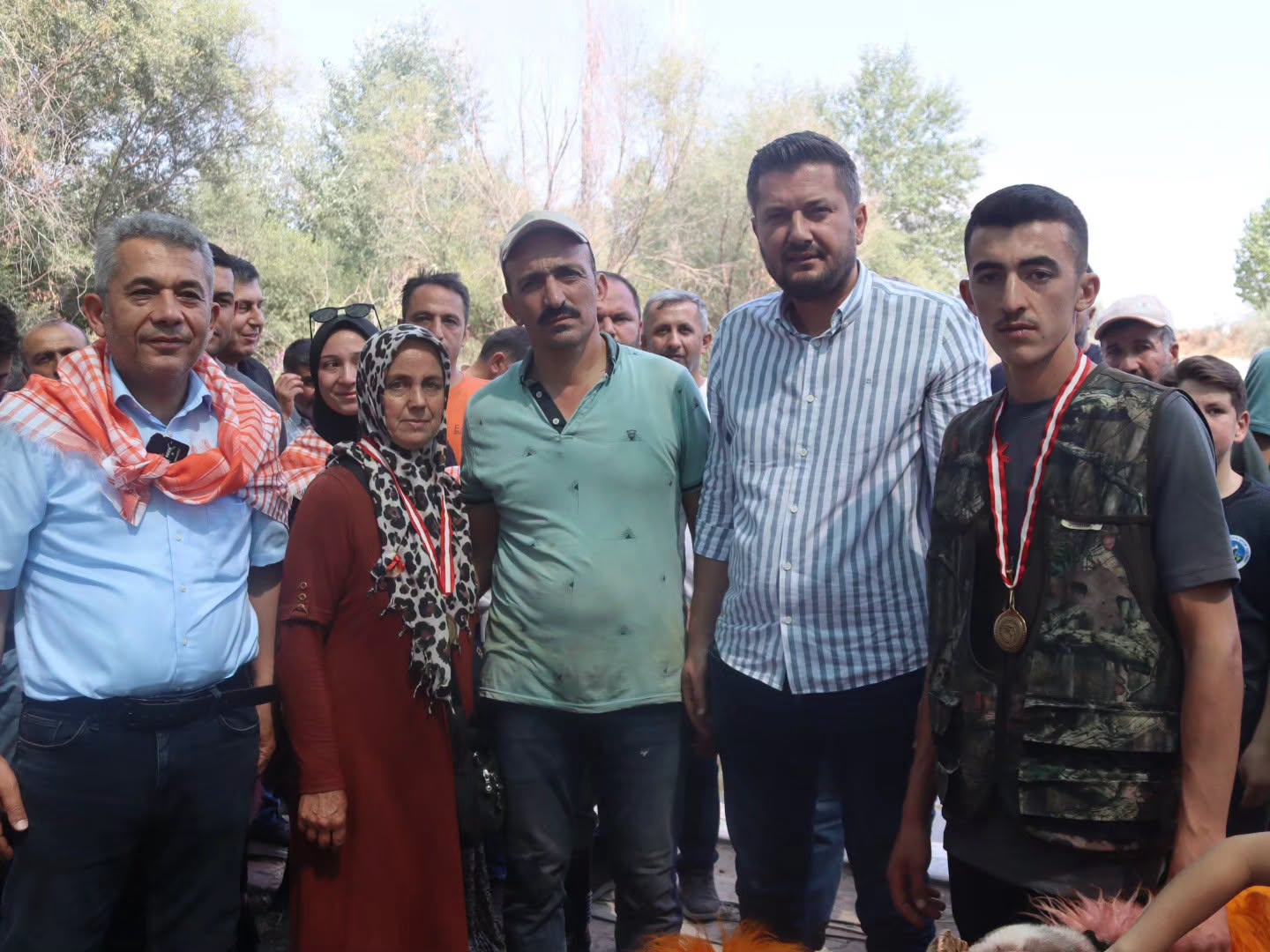ŞAMPİYON ALTININI DMD KAS HASTASINA BAĞIŞLADI