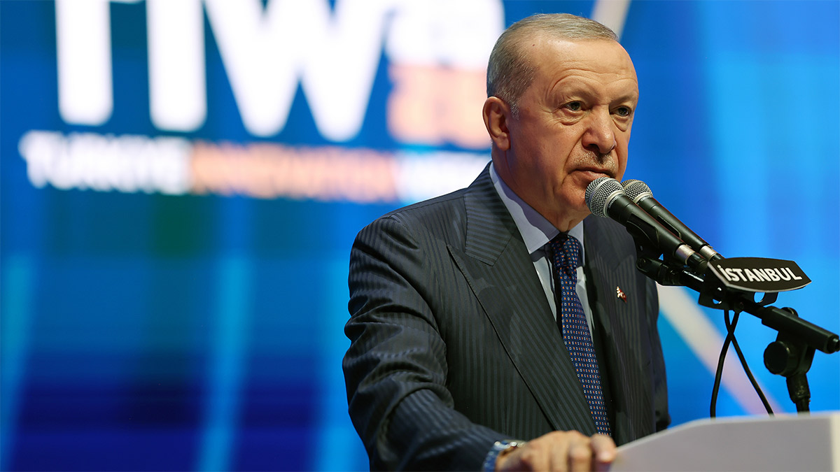Erdoğan ''Fon Krizini Cerrah titizliğiyle çözdük''