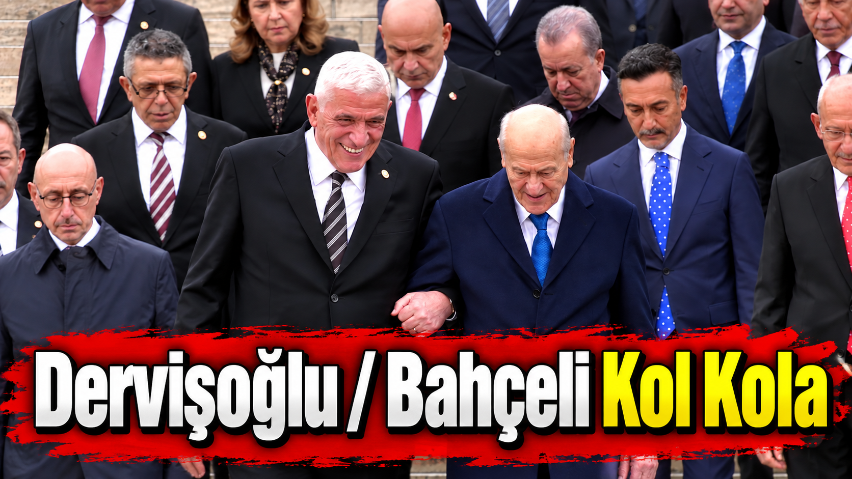 Bahçeli ile Dervişoğlu Anıtkabir'den kol kola ayrıldı
