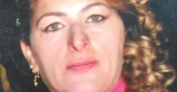 Bıçaklanarak Öldürülen Kadın Toprağa Verildi